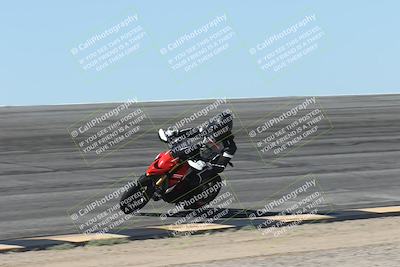 media/Oct-13-2025-Moto Forza (Mon) [[a66d839500]]/4-C Group/Session 2 (Bowl)/